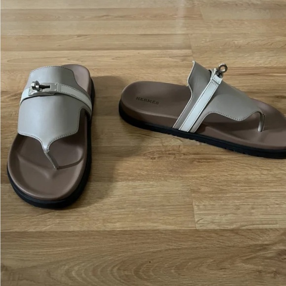 SOLD! Hermes Empire Sandal - Picture 4 of 4